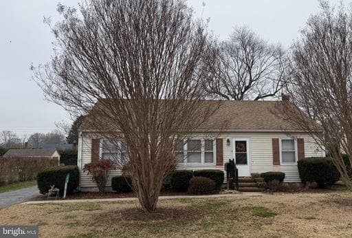112 ELM STREET - Photo 1