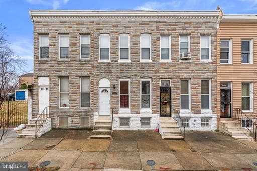 1217 E OLIVER STREET - Photo 1
