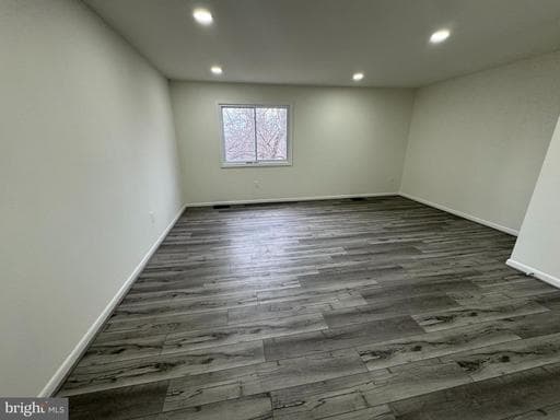 1126 BARNABY TERRACE - Photo 1