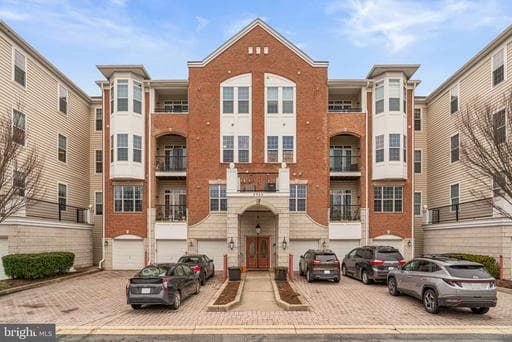 5920 GREAT STAR DRIVE 307 - Photo 1