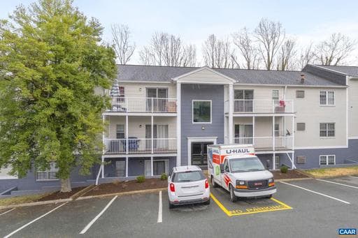 545 BURGOYNE RD #13,CHARLOTTESVILLE,VA,22901,ALBEMARLE