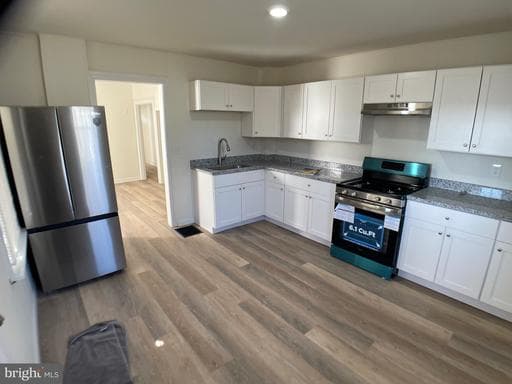 314 E FRANKLIN STREET - Photo 1