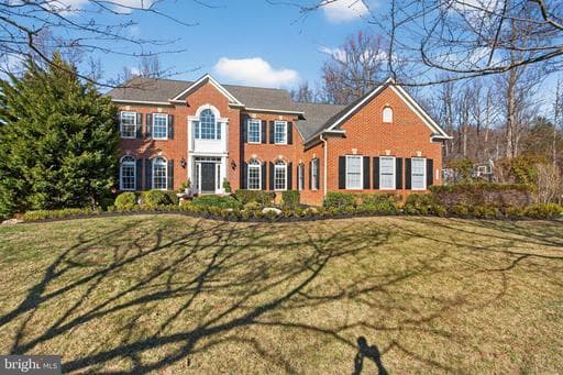 6827 TANGLEWOOD DRIVE - Photo 1