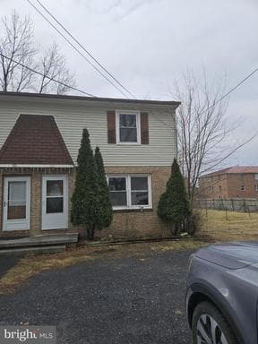 523 Monticello St, Winchester, VA 22601-3417, United States - Photo 1