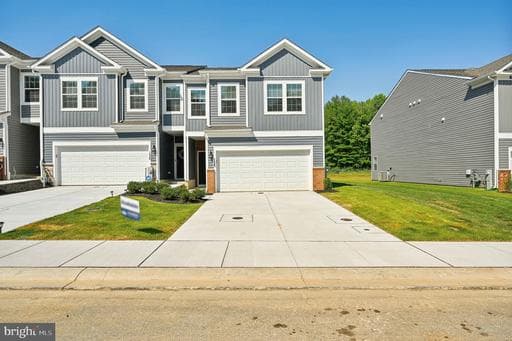 1715 CARVER CIRCLE - Photo 1