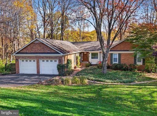 10223 CEDAR POND DRIVE - Photo 1