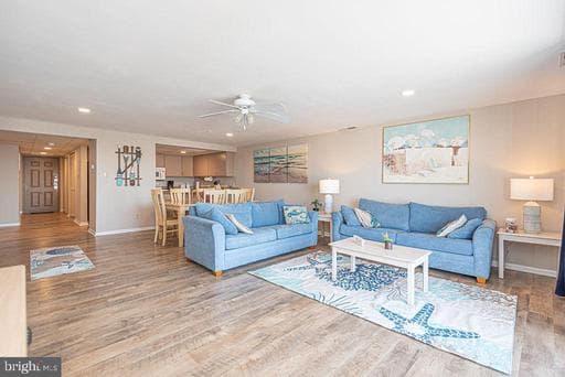 13500 W COASTAL HIGHWAY 304