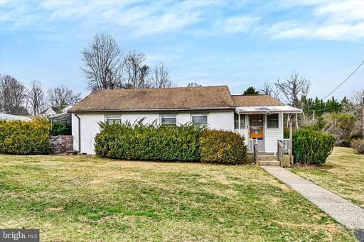 7437 NEW CUT ROAD - Photo 1