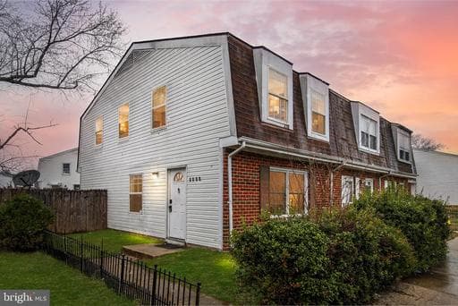 8519 PIONEER DRIVE - Photo 1