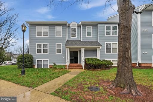 44114 NATALIE TERRACE 202 - Photo 1