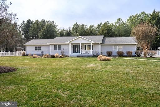 319 WYE ROAD - Photo 1