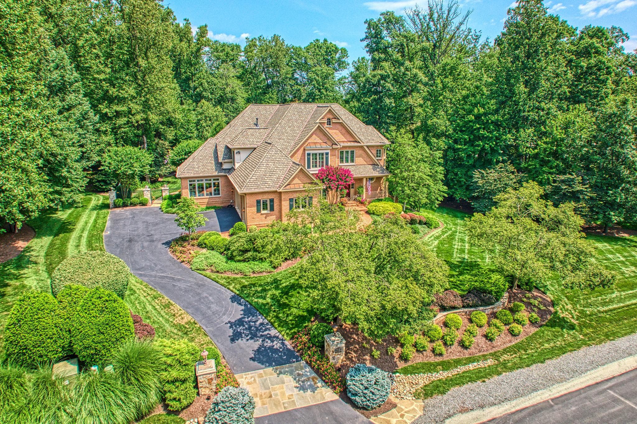 10914 SHALLOW CREEK DRIVE - Photo 1