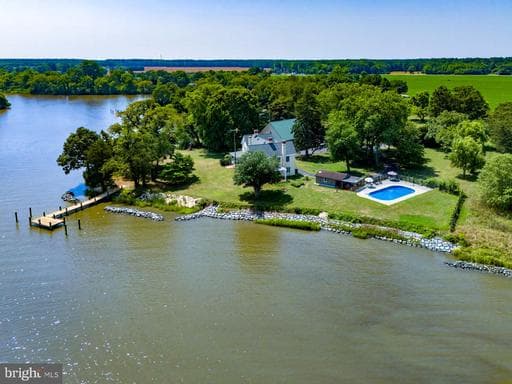 2208 HORNS POINT ROAD - Photo 1