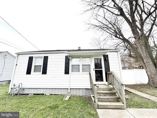 24 LIBERTY STREET - Photo 1