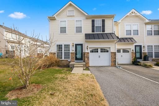 1726 SUNNINGDALE LANE - Photo 1