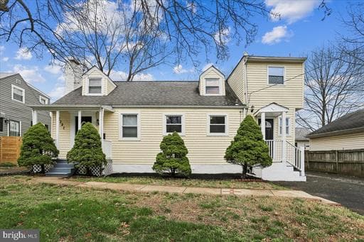 1721 S MONROE STREET - Photo 1