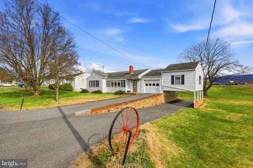 1081 HISEY AVENUE - Photo 1