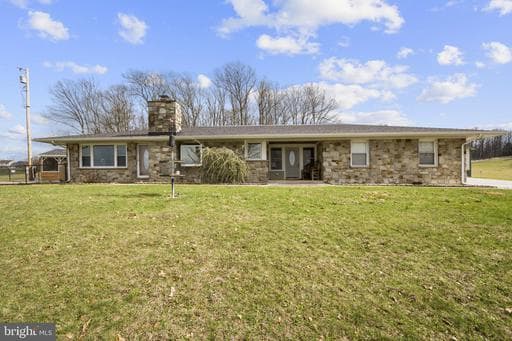 5111 HANOVER PIKE - Photo 1