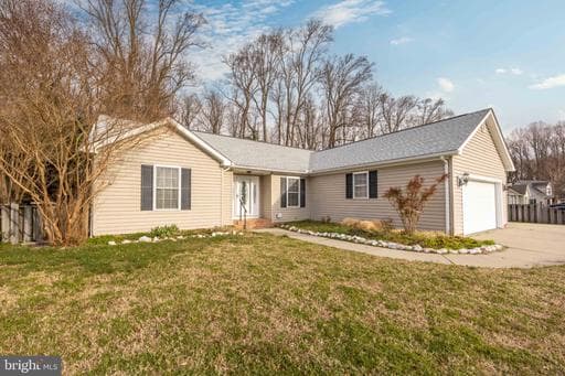 156 CHAPEL BRANCH - Photo 1
