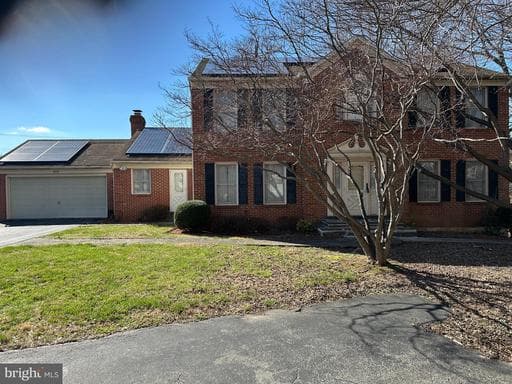 604 VENICE DRIVE - Photo 1