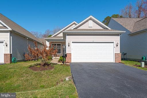57 HATTERAS STREET - Photo 1
