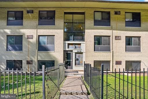 3105 NAYLOR ROAD 201 - Photo 1