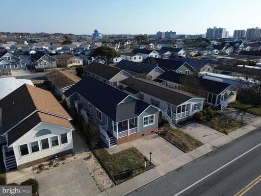 148 S OCEAN DRIVE - Photo 1