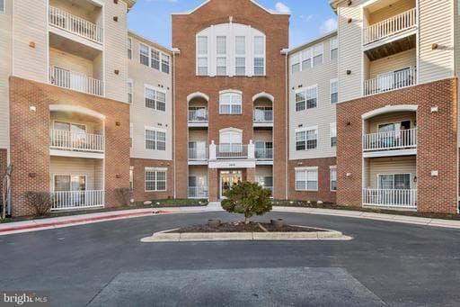 2608 CHAPEL LAKE DRIVE 209 - Photo 1