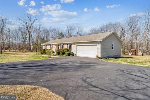 8174 BLACK WALNUT RUN RD - Photo 1