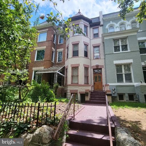 1122 COLUMBIA ROAD - Photo 1