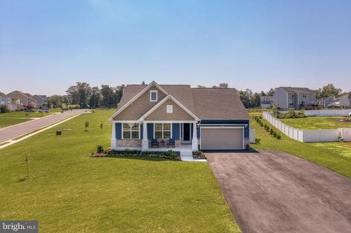 14036 BELLE AVENUE - Photo 1