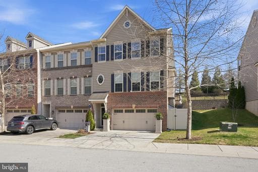 126 Admirals Ridge Dr, Arnold, MD 21012-2140, United States - Photo 1