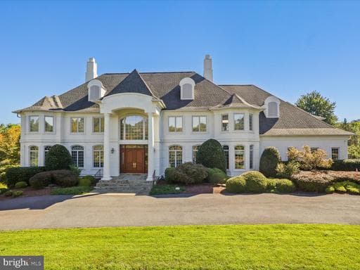 12709 Greenbriar Rd, Potomac, MD 20854-6324, United States - Photo 1