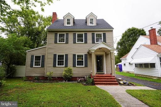 903 MARKET STREET - Photo 1