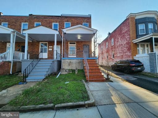 707 N LONGWOOD STREET - Photo 1