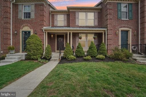 4523 KINGSCUP COURT - Photo 1