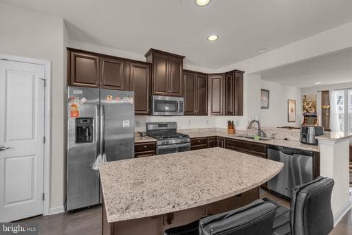 9424 ADELAIDE LANE - Photo 1