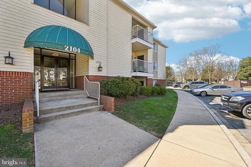 2104 WHITEHALL ROAD 2B