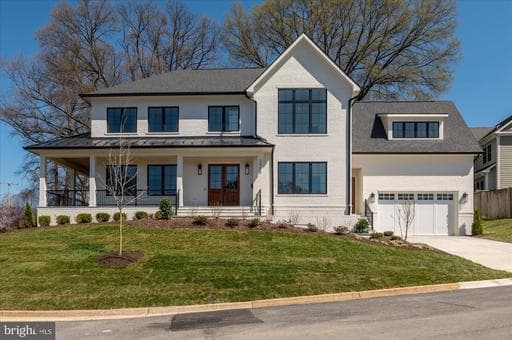 2400 N LINCOLN ST,ARLINGTON,VA,22207,ARLINGTON