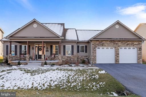 19115 RED MAPLE DRIVE - Photo 1