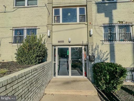 4810 QUARLES STREET 103 - Photo 1