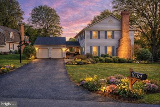 10029 DELLCASTLE ROAD - Photo 1