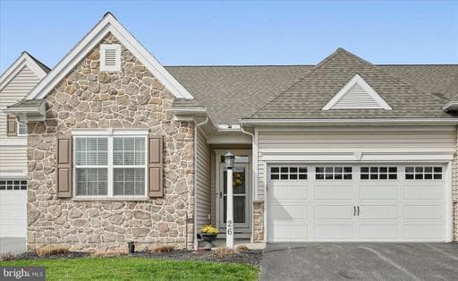 24 Midway Farms Ln, Lancaster, PA 17602-2670, United States - Photo 1