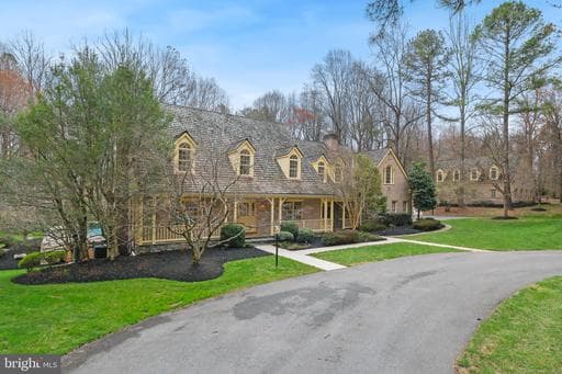5900 SERENITY LANE - Photo 1