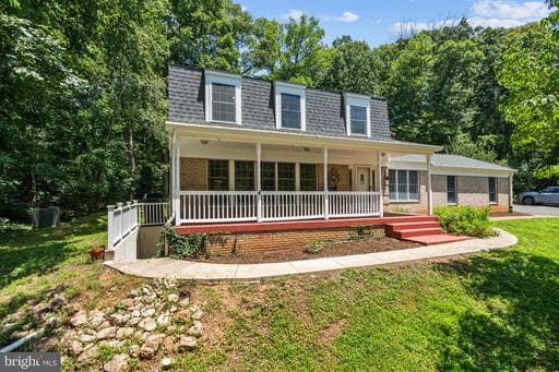 10418 ADEL ROAD - Photo 1