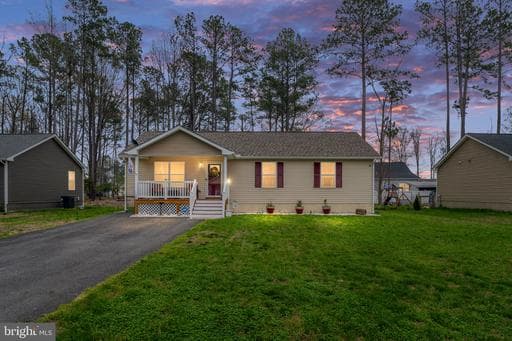 78 Rustic Ln, Colonial Beach, VA 22443-5031, United States - Photo 1