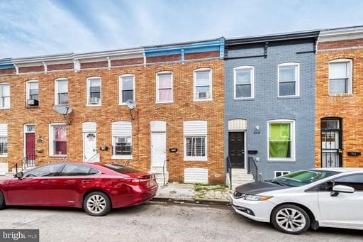 817 N CURLEY STREET - Photo 1