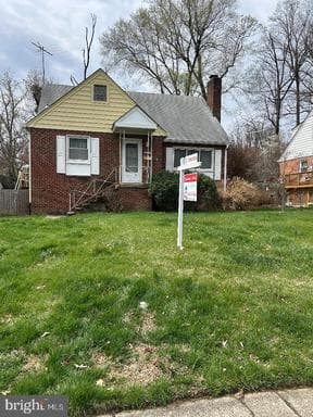 1021 POPLAR DRIVE - Photo 1