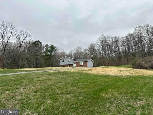 7933 KEECH ROAD - Photo 1