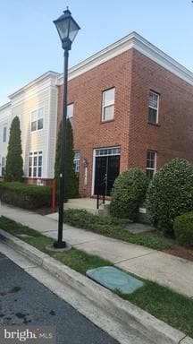11612 LEESBOROUGH CIRCLE